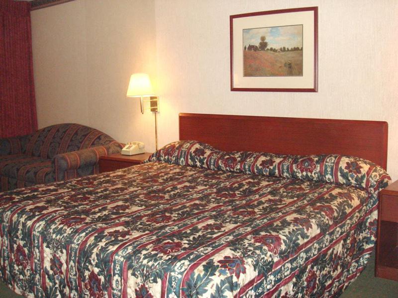 Fairborn Hotel And Inn Habitación foto